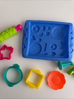 Play-Doh - Sweet Shoppe Cookie Creations Baking Set 2014 - Chef - Bakery - Baker